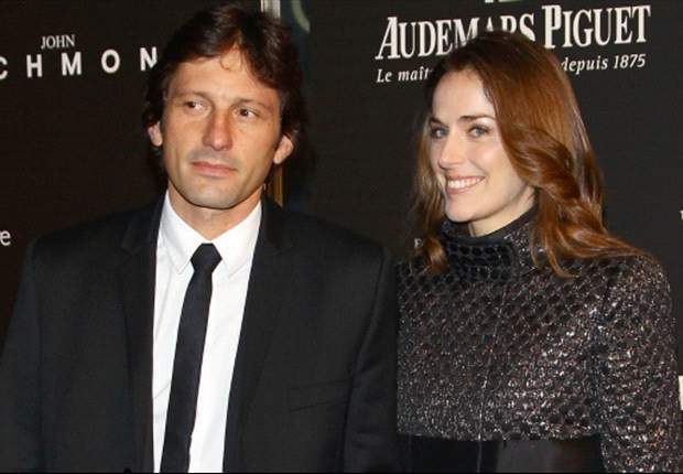 Extra Time: Doing the Domenech - Leonardo proposes to girlfriend live on TV