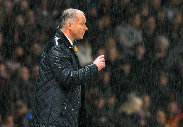'I think the referee thought I was on work experience' - Reading caretaker manager Dolan incensed after Manchester United defeat
