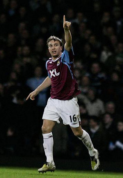 EPL: Mark Noble, West Ham United - Liverpool (PA)