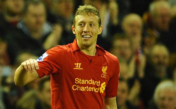 Lucas Leiva menimba banyak pengalaman di Inggris.