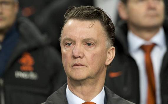 Louis van Gaal confirms he will step down after the World Cup