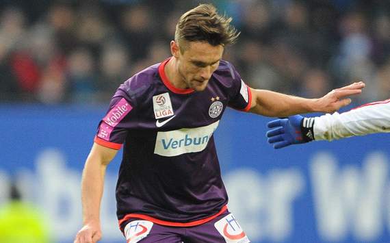 Aussies Abroad: Holland on cusp of title