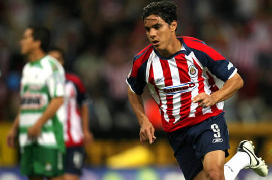 Omar Bravo Chivas Guadalajara-Santos Laguna (Mexsport)