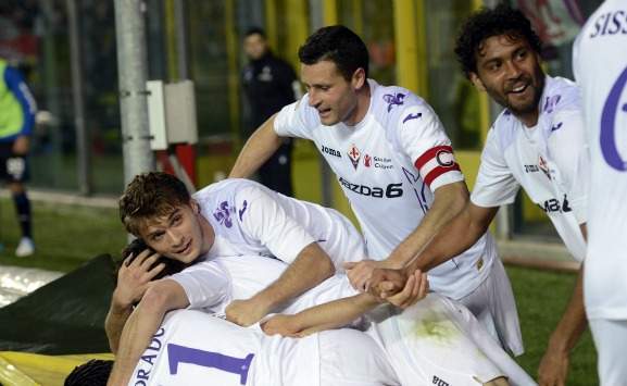 Fiorentina celebrating (Serie A)