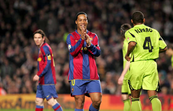 Messi - Ronaldinho - Alvaro - Barcelona-Levante (Marca)