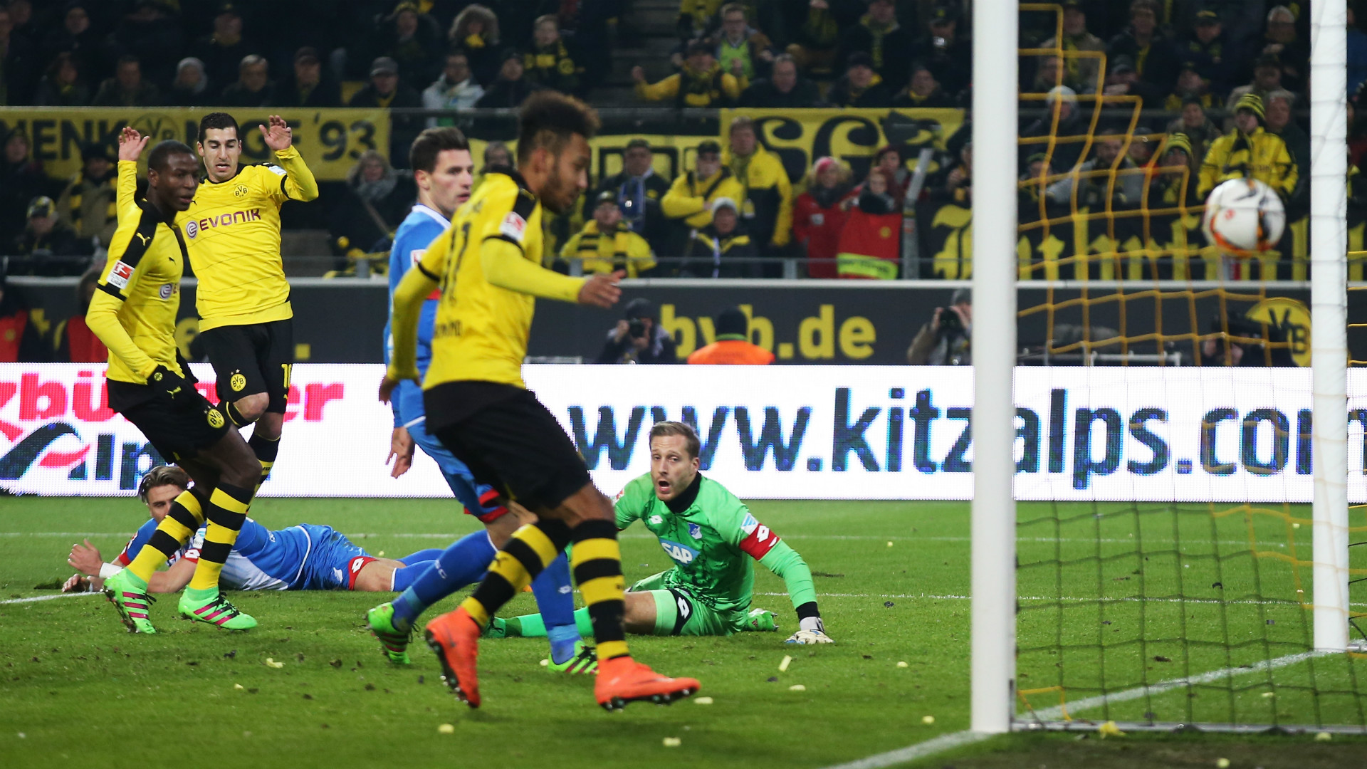 http://u.goal.com/2768700/2768772.jpg