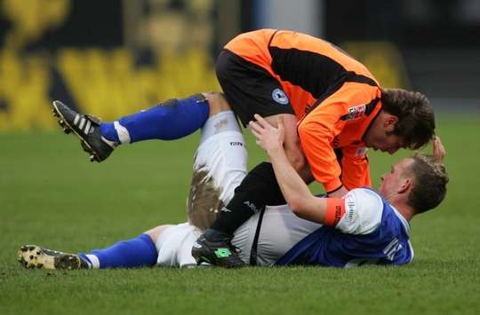 Bundesliga: Hansa Rostock - Arminia Bielefeld, Enrico Kern - Bernd Korzynietz(firo)