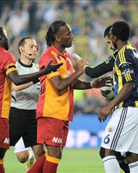 Drogba denies racist chanting will force him out of Turkey - Goal.com