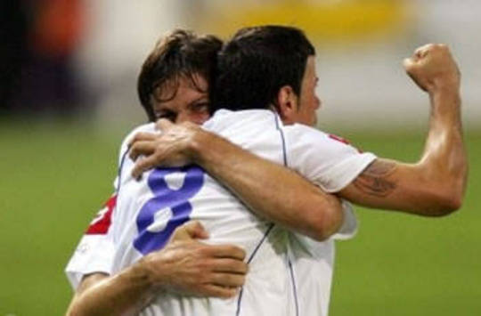 Krstajic & Kezman celebrates for Serbia and Montenegro (AFP)