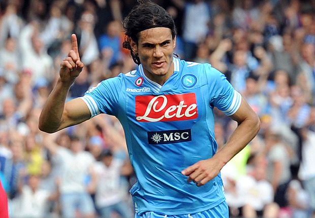 Conte: Napoli better off without Cavani