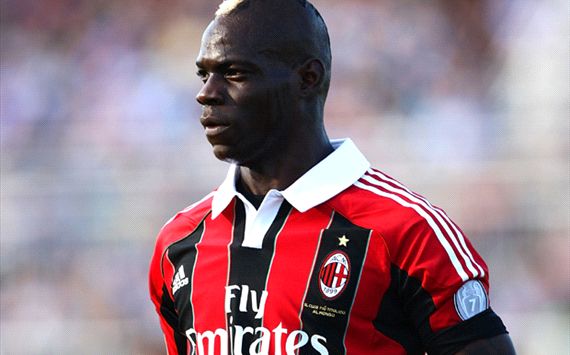 Balotelli warned against anti-racism walk-off