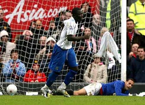 FA Cup: Rio Ferdinand  - Sulley Muntari, Manchester United - Portsmouth (PA)