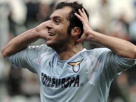 Goran Pandev, suo uno dei goal della Lazio contro il Livorno (Foto Grazia Neri)