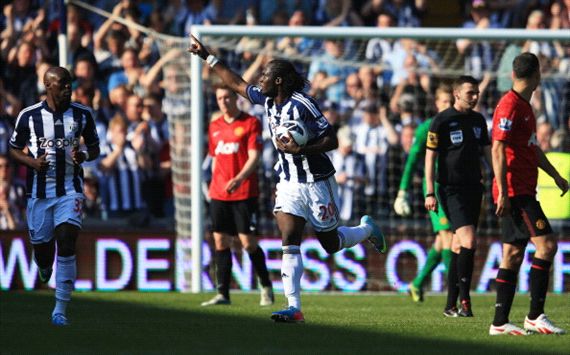 Lukaku treble spoils Sir Alex's farewell