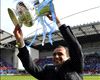 Roberto Martinez wth FA Cup trophy
