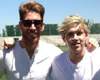 Sergio Ramos grabs a photo with One Direction