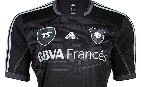 River presenta nueva camiseta