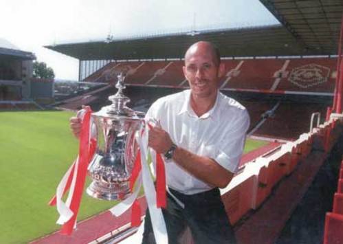 Stephen Constantine, ex India coach with the FA Cup