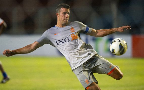 Robin van Persie mengisahkan proses transfernya dari Arsenal yang berliku.