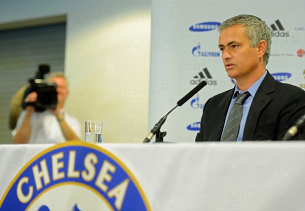 Mourinho vows to play attractive football at Chelsea