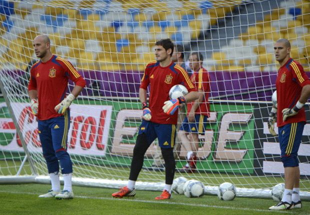 Del Bosque: Casillas is still Spain's No.1