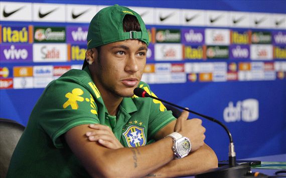 Neymar ingin bertemu dengan Balotelli