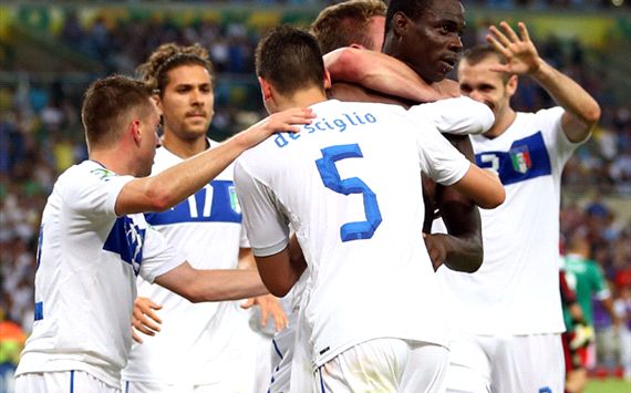 Italia discreta, Balo-Pirlo superlativi