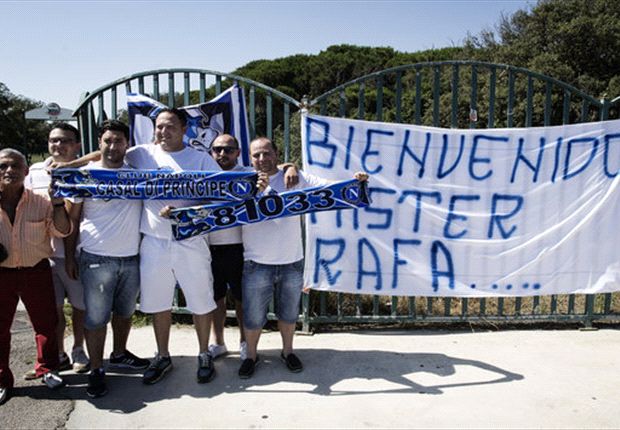 Benitez: I want Cavani to stay at Napoli