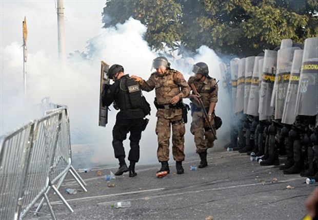 Fifa delay World Cup 2014 ticket price announcement 