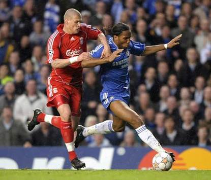 Champions League: Chelsea - Liverpool, Drogba, Skrtel (PA)