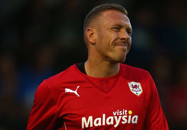 Malky Mackay Imbau Craig Bellamy Tak Buru-Buru Pensiun