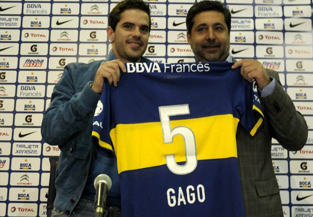 Official: Gago seals Boca return