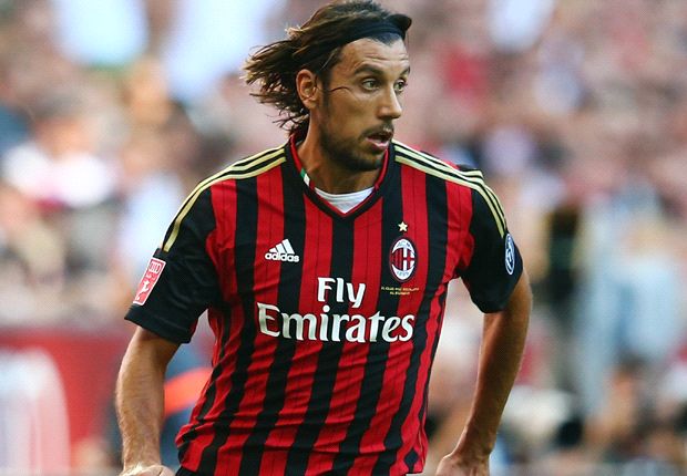 Cristian Zaccardo Siap Unjuk Gigi Di AC Milan