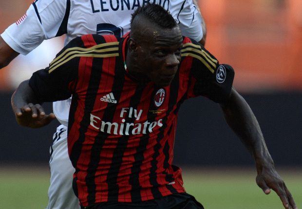AC Milan Pastikan Mario Balotelli Tak Cedera