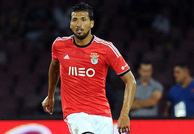 Ezequiel Garay fokus untuk Benfica musim ini