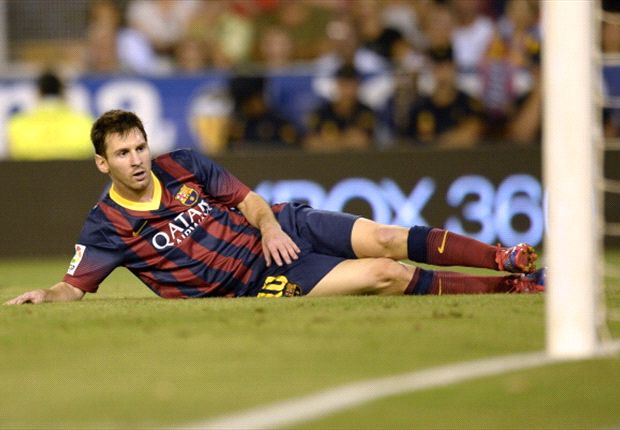 Barcelona's Lionel Messi out for two to three weeks