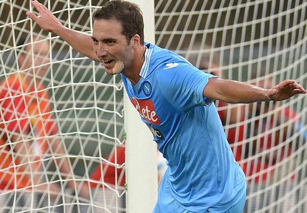 Higuain: I suffered at Real Madrid