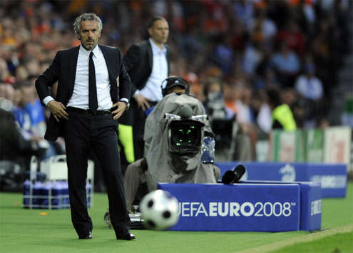 Italiens Nationaltrainer Roberto Donadoni fassungslos (Foto Grazia Neri)