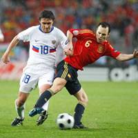Zhirkov - Iniesta - Spain-Russia (Marca)