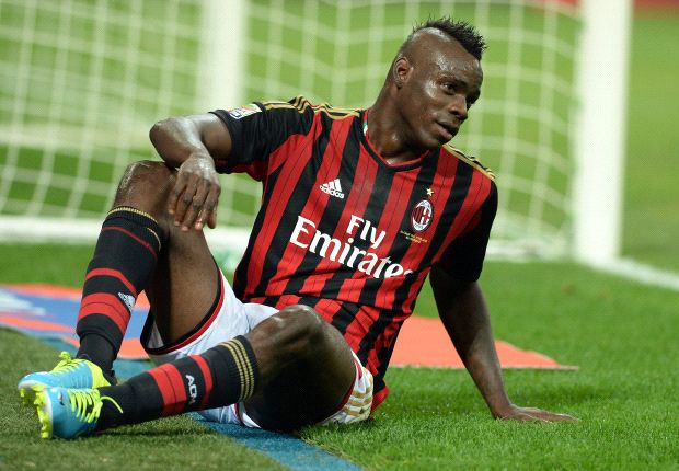 Balotelli could miss Barcelona clash