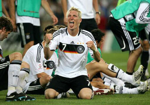 Schweinsteiger im Jubellaune (PA)