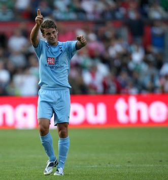 Hazırlık maçı: David Bentley (Tottenham Hotspur) (PA)