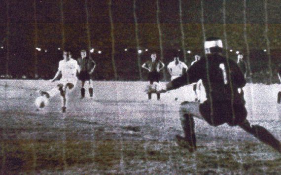 Далмо реализует пенальти