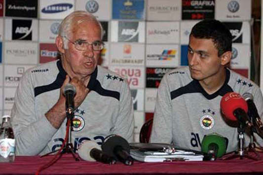 Luis Aragones (Fenerbahçe Teknik Direktörü) (fenerbahce.org)