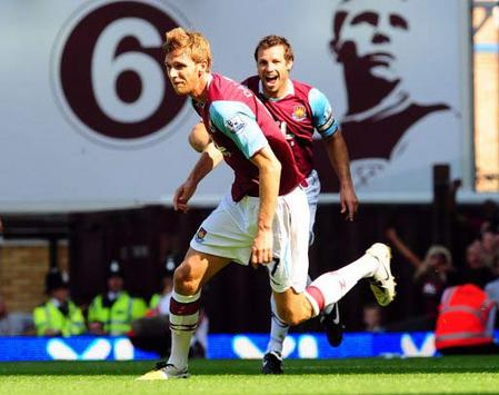 EPL:Calum Davenport , West Ham United - Blackburn Rovers (PA)