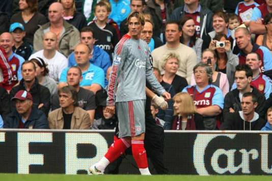 Fernando Torres in Aston Villa v Liverpool