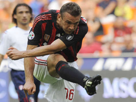 Andriy Shevchenko in action against Bologna on his return to Milan. The Rossoneri suffered a shock reverse.