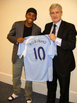 Robinho, Mark Hughes, Manchester City (PA)
