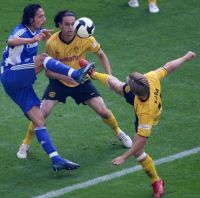 Bundesliga: Borussia Dortmund BVB - Schalke 04, Neven Subotic - Kevin Kuranyi (firo)