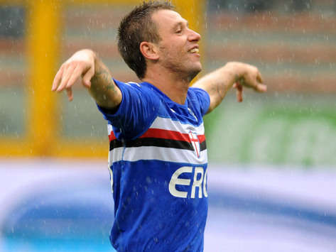 Antonio Cassano esulta dopo il momentaneo vantaggio della Samp col Chievo (Grazia Neri)